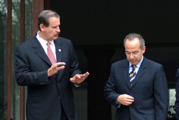 Vicente Fox e Felipe Calderón, ex-presidentes mexicanos do PAN (Foto: Reforma)